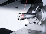 Lasern von PKD Werkzeugen So entstehen perfekte Schneidkanten, durch die PKD-Werkzeuge eine