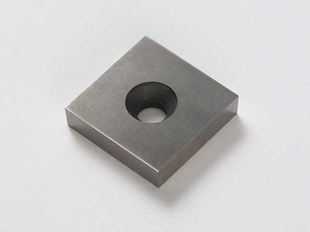 Wear protection elements made of tungsten carbide from SCHELL Germany