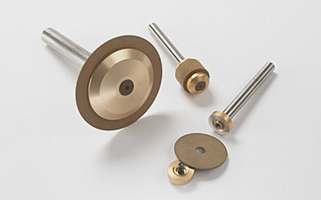 DIACUT diamond and CBN grinding mandrels Ø10-63 mm from width 0.1 mm